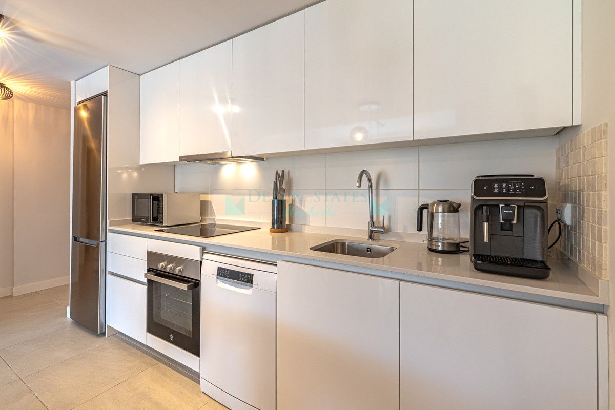 Ground Floor Apartment for sale in Estepona