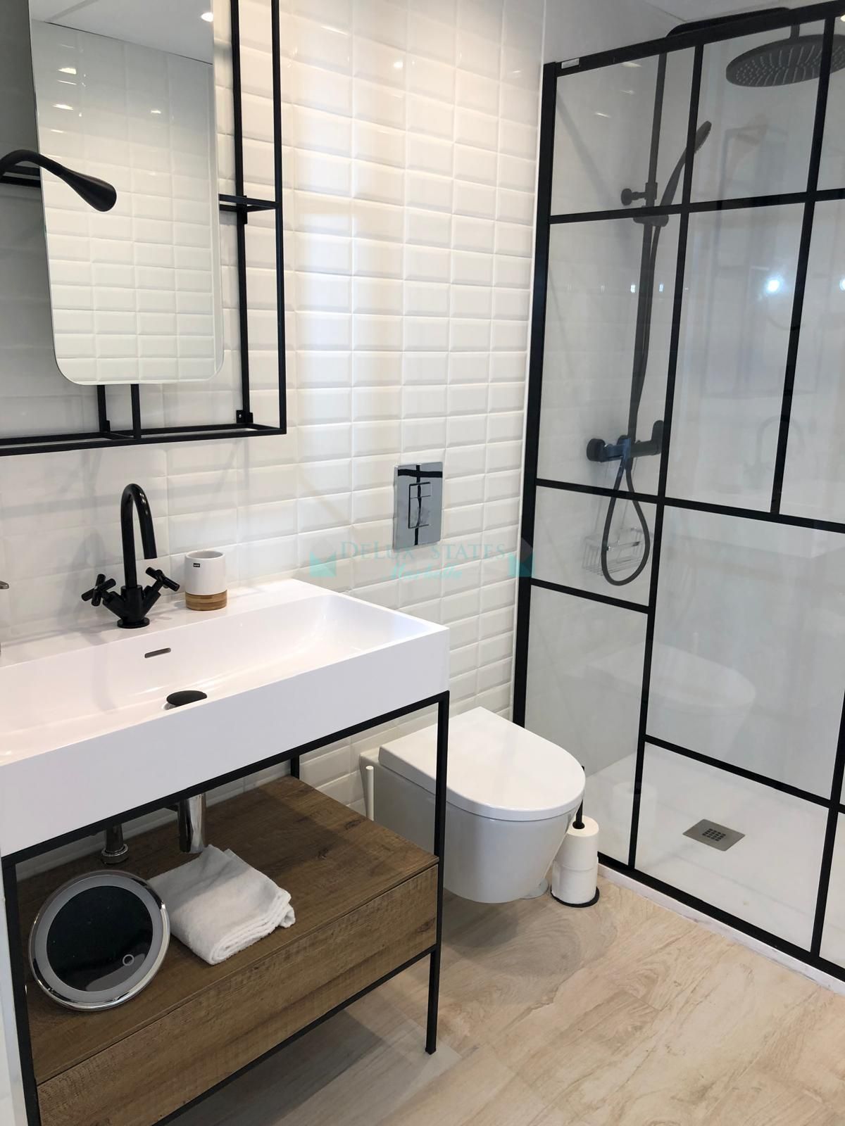 Ático en alquiler en Nueva Andalucia