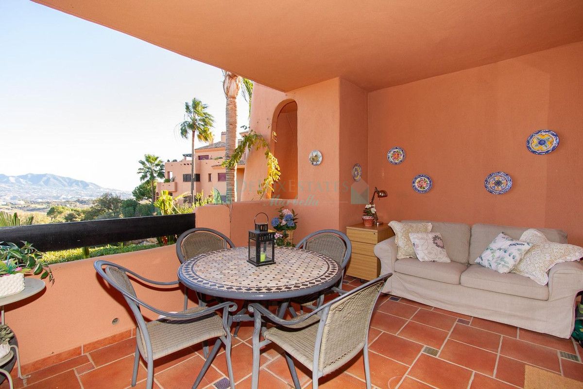 Ground Floor Apartment for sale in La Mairena, Marbella East