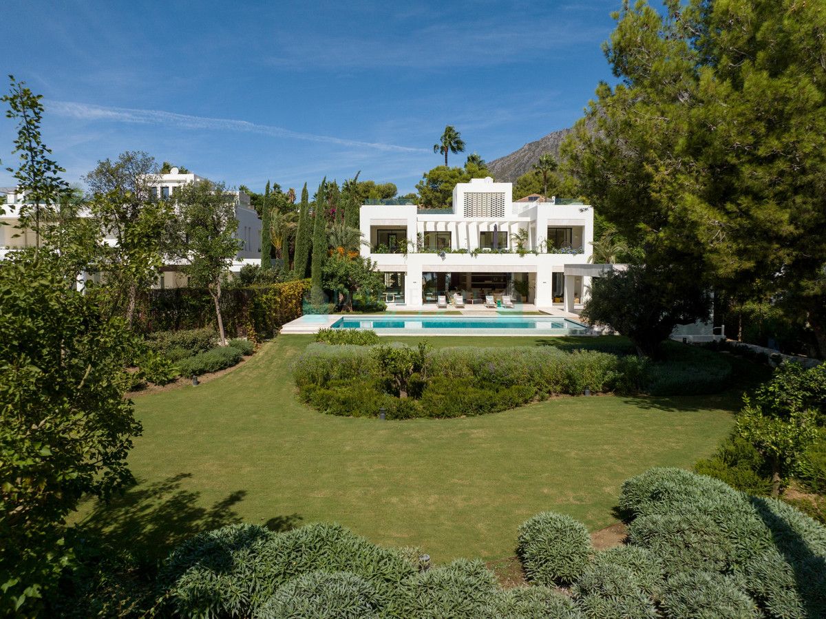 Villa en venta en Marbella Golden Mile