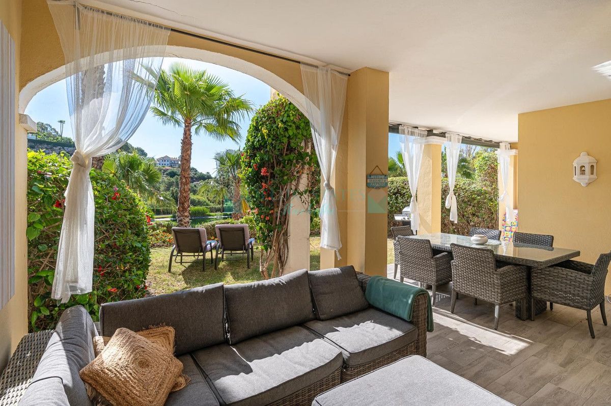 Ground Floor Apartment for sale in La Quinta, Benahavis