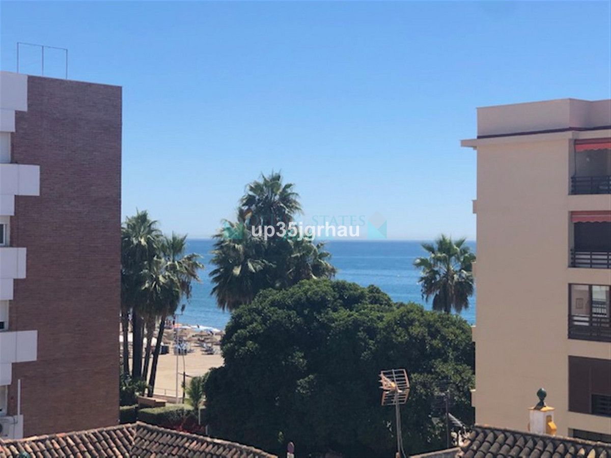 Penthouse for sale in Estepona