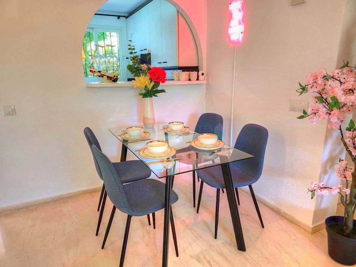 Ground Floor Apartment for sale in Estepona