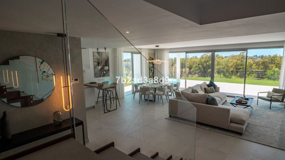 Villa Pareada en venta en Guadalmina Alta, San Pedro de Alcantara