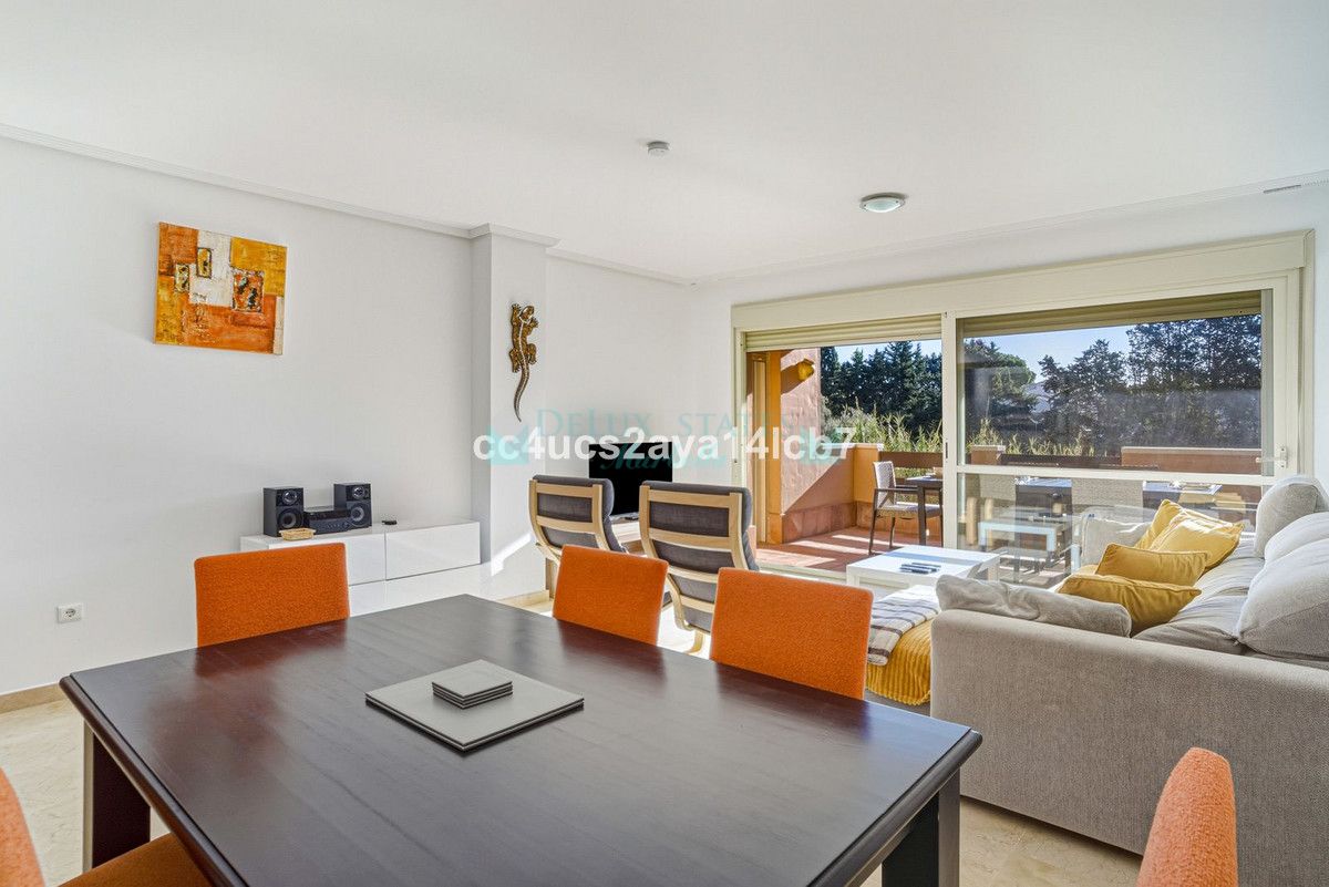 Apartment for sale in Carib Playa, Marbella East