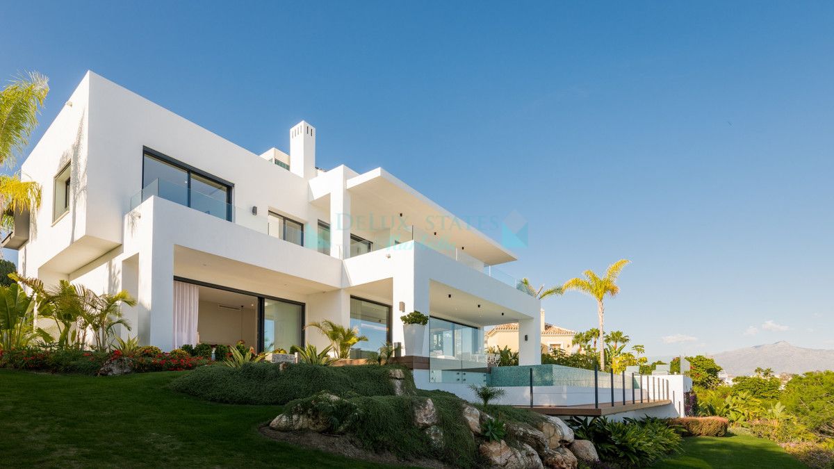 Villa en venta en Estepona