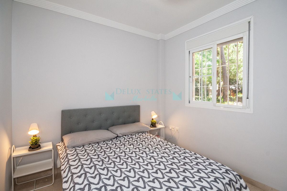 Apartamento Planta Baja en venta en Elviria, Marbella Este