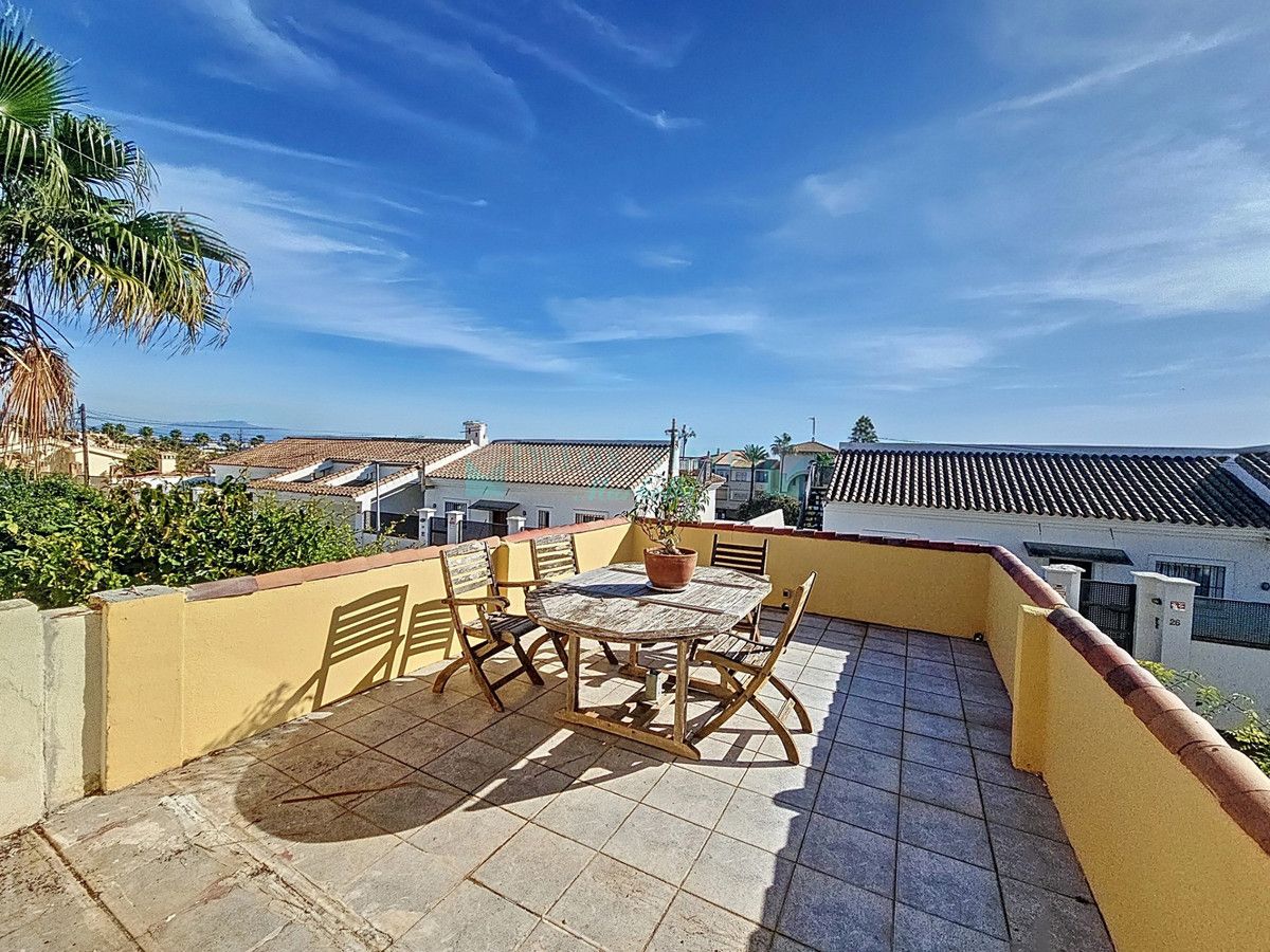 Villa en venta en Estepona