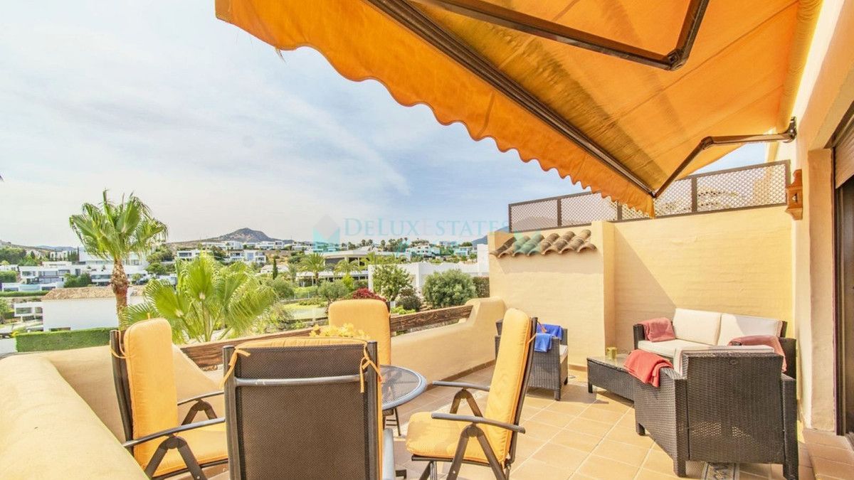 Penthouse for sale in Atalaya, Estepona