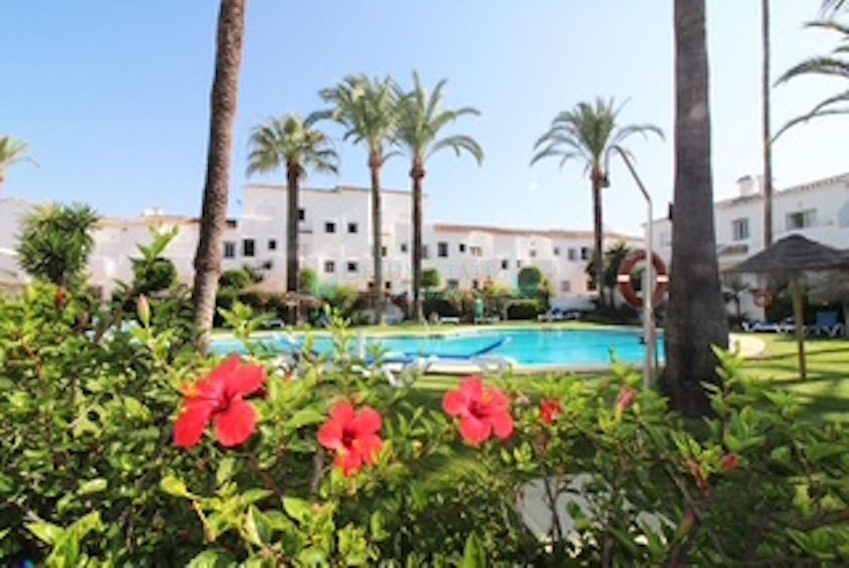 Town House for rent in Nueva Andalucia