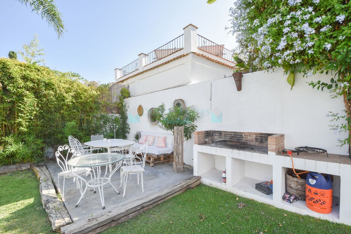 Villa for sale in San Pedro de Alcantara