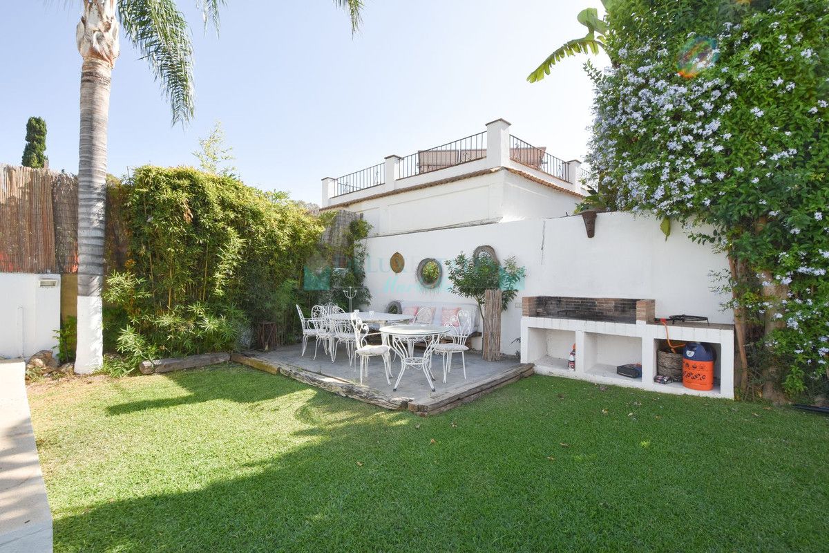 Villa for sale in San Pedro de Alcantara