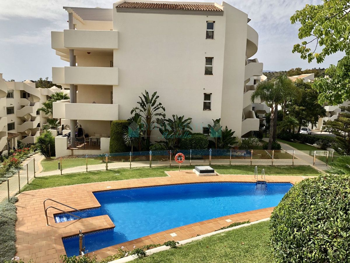 Ático en venta en Elviria, Marbella Este