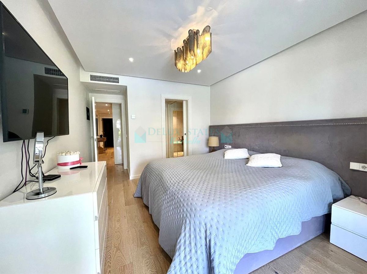 Ground Floor Apartment for rent in Marbella - Puerto Banus
