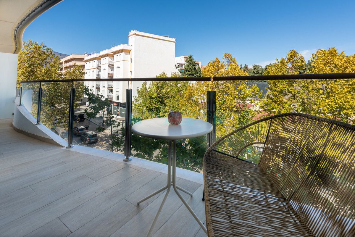 Penthouse for rent in Estepona