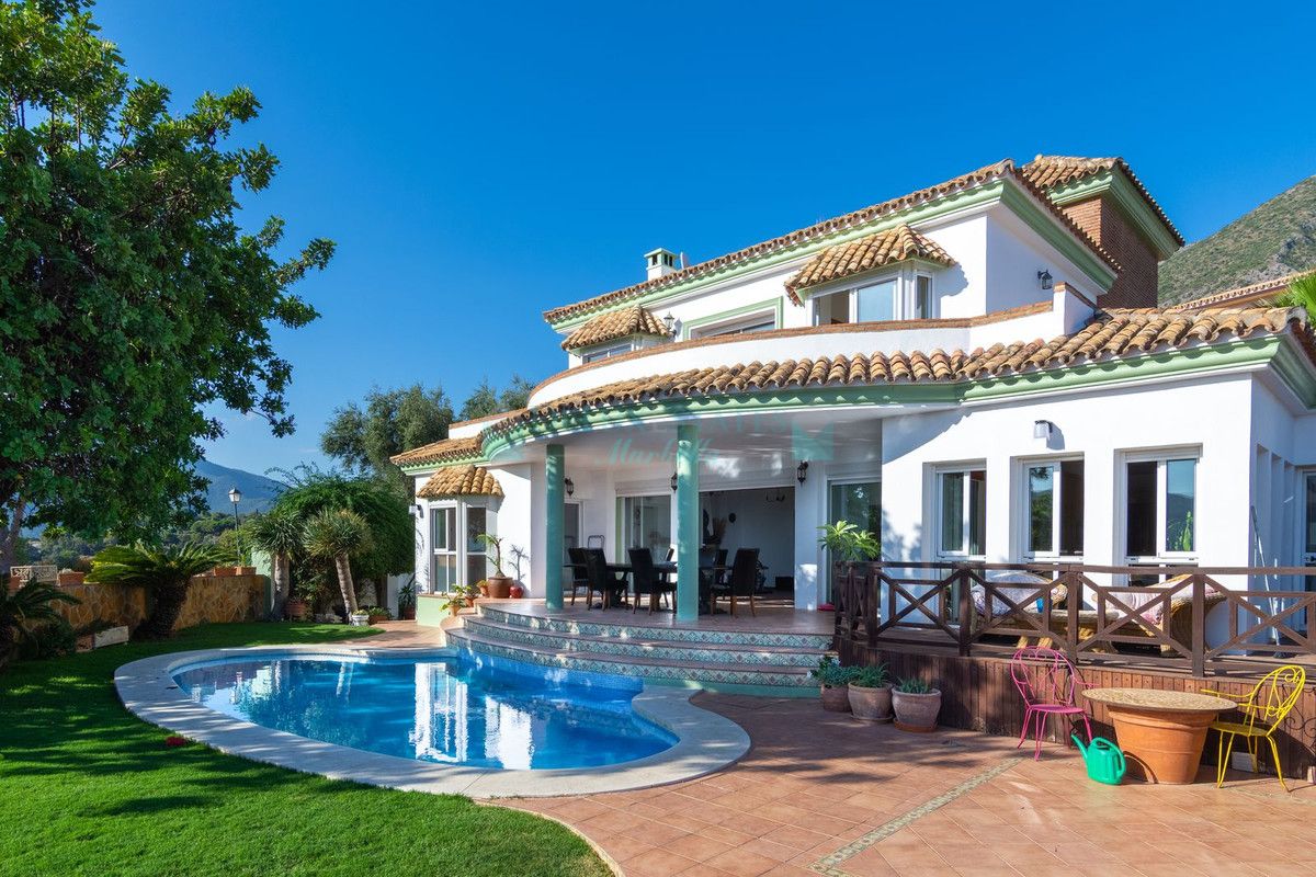 Villa en venta en Istan