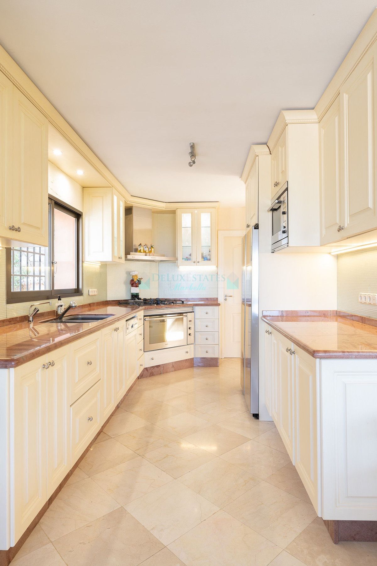 Villa for sale in Marbella