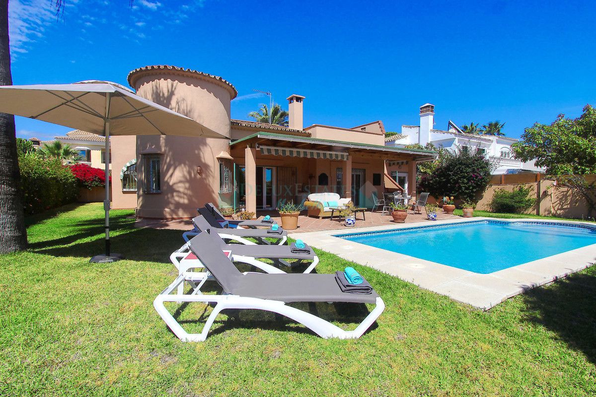 Villa for rent in Las Chapas, Marbella East