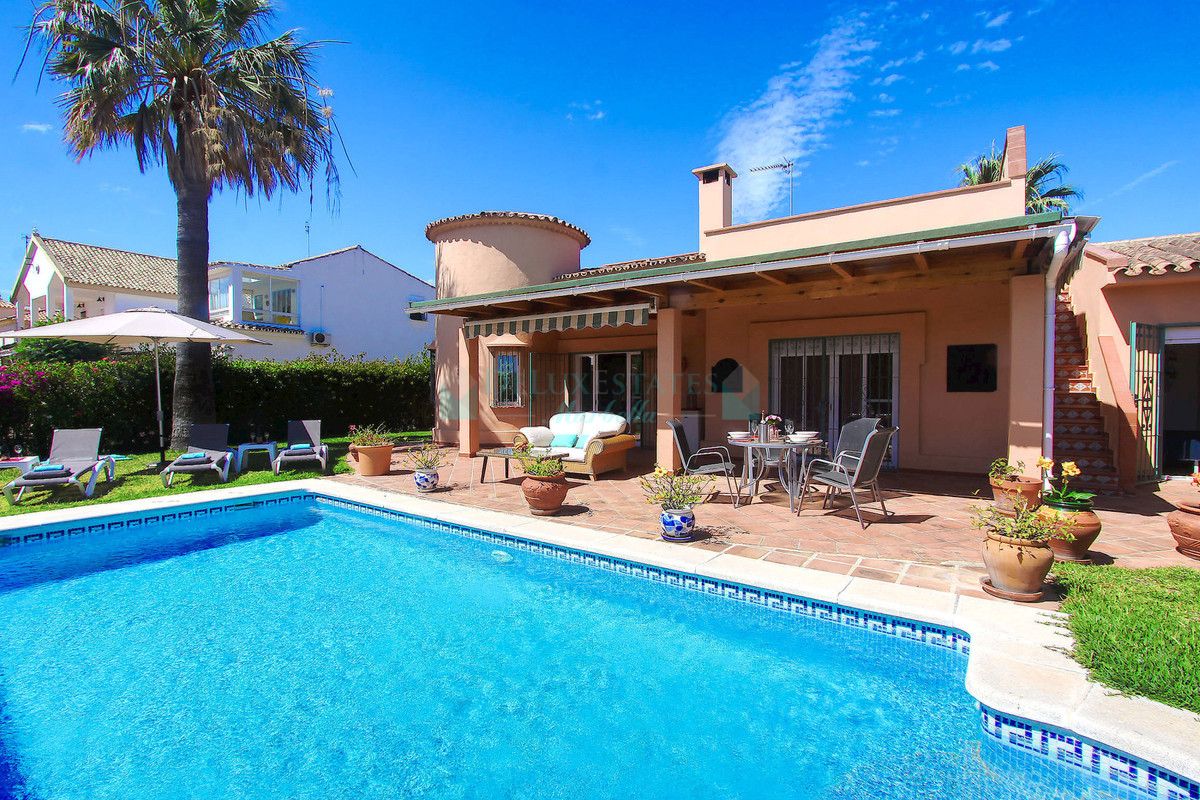 Villa for rent in Las Chapas, Marbella East