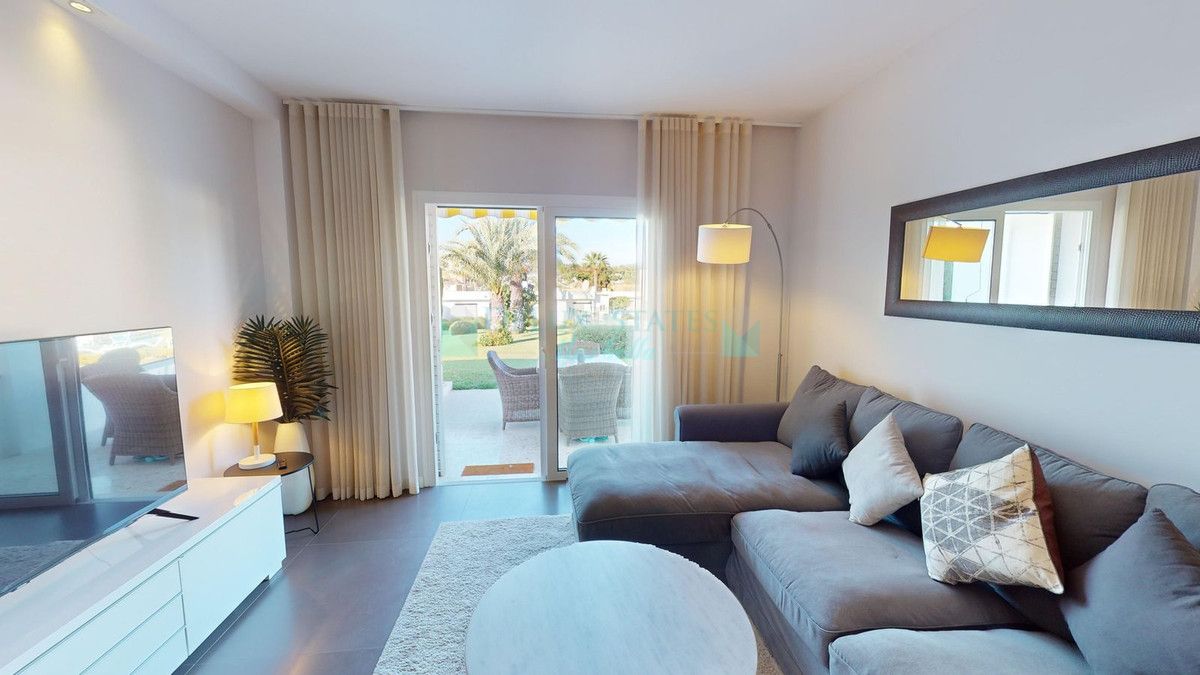 Ground Floor Apartment for sale in Aloha, Nueva Andalucia