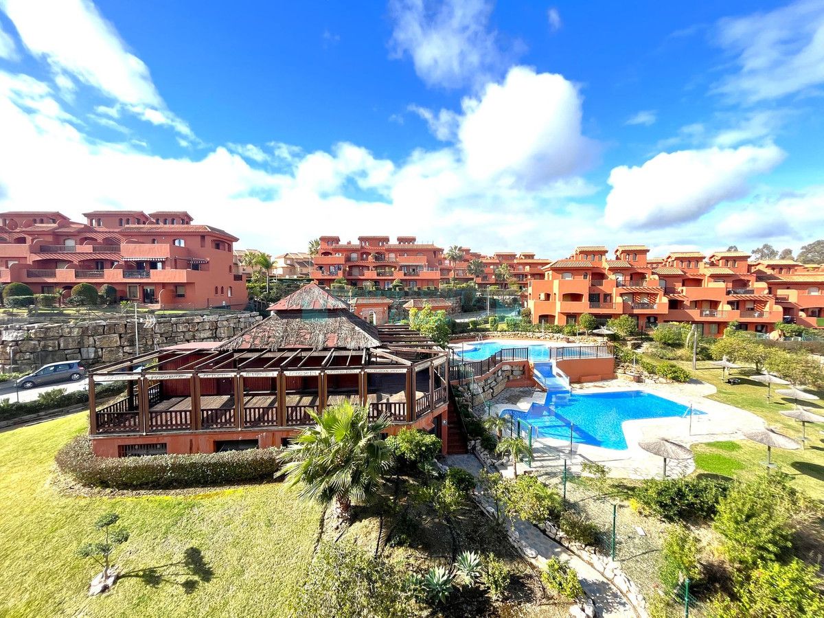 Ground Floor Apartment for sale in Estepona