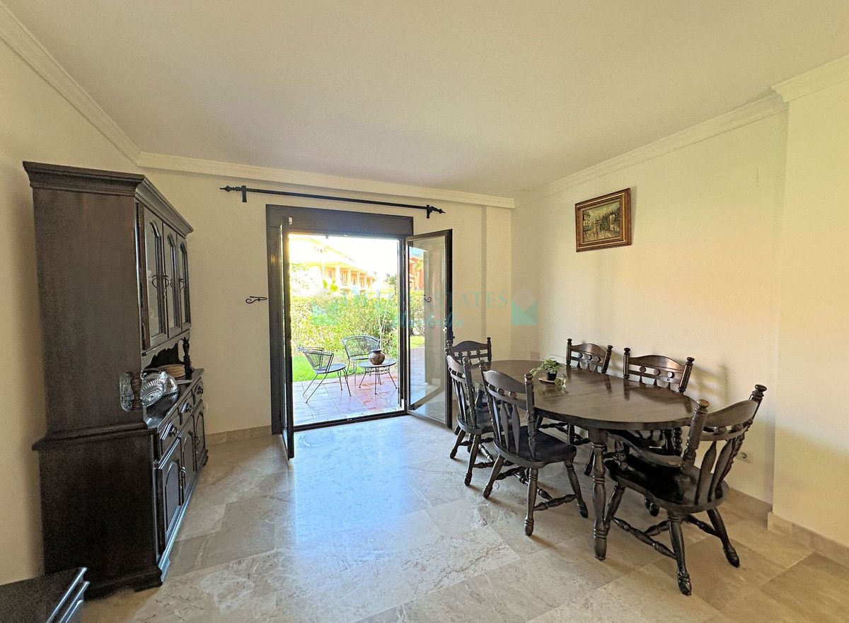 Ground Floor Apartment for sale in Estepona