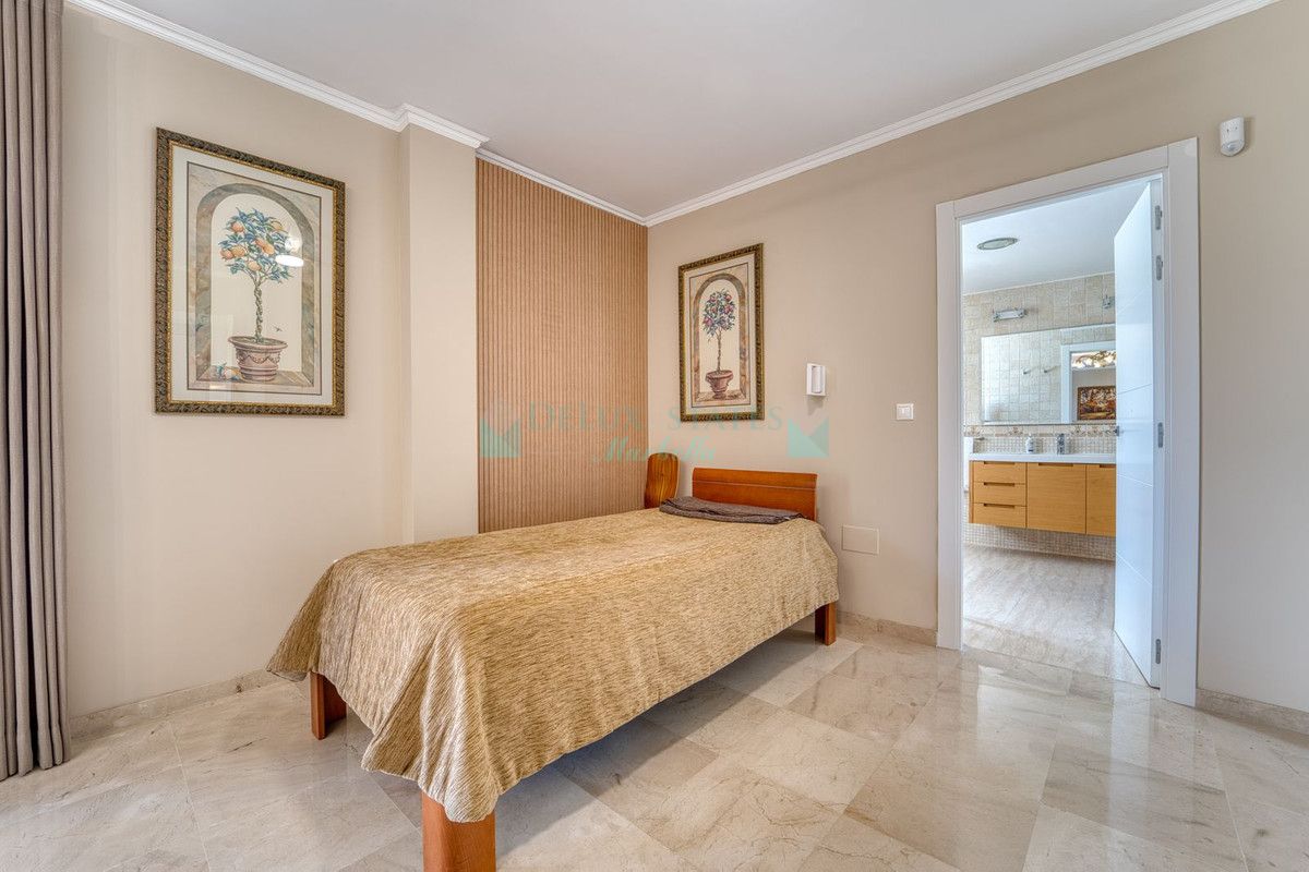 Villa for sale in Guadalmina Alta, San Pedro de Alcantara