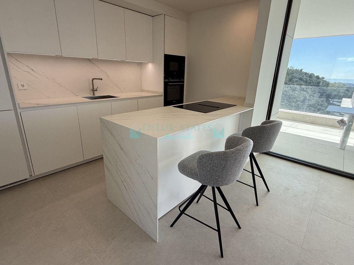 Apartment for sale in La Quinta, Benahavis