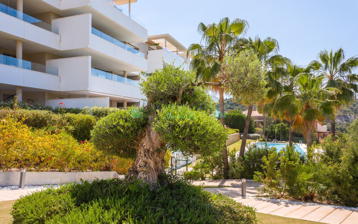 Apartamento en venta en Benahavis