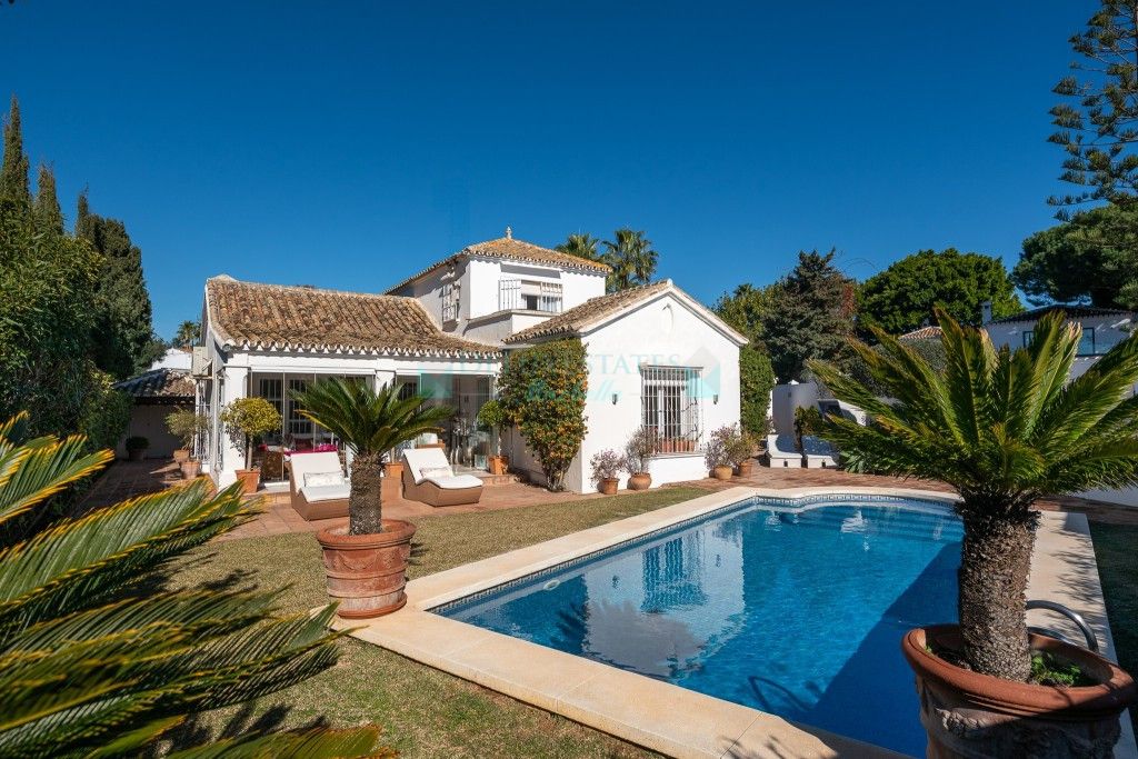 Villa for sale in Marbella