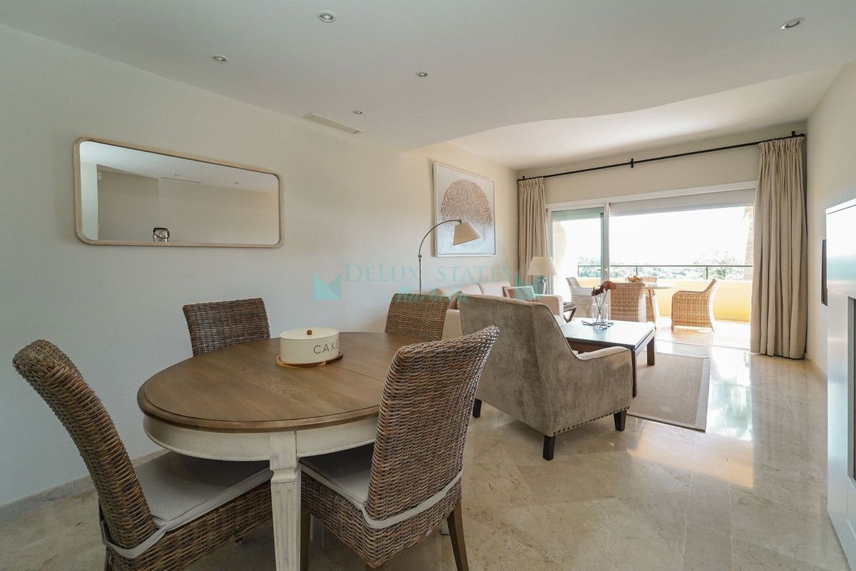 Apartamento en alquiler en Elviria, Marbella Este