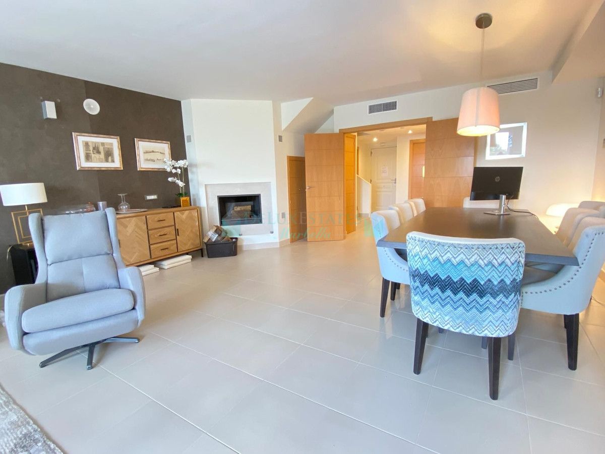 Town House for sale in Estepona