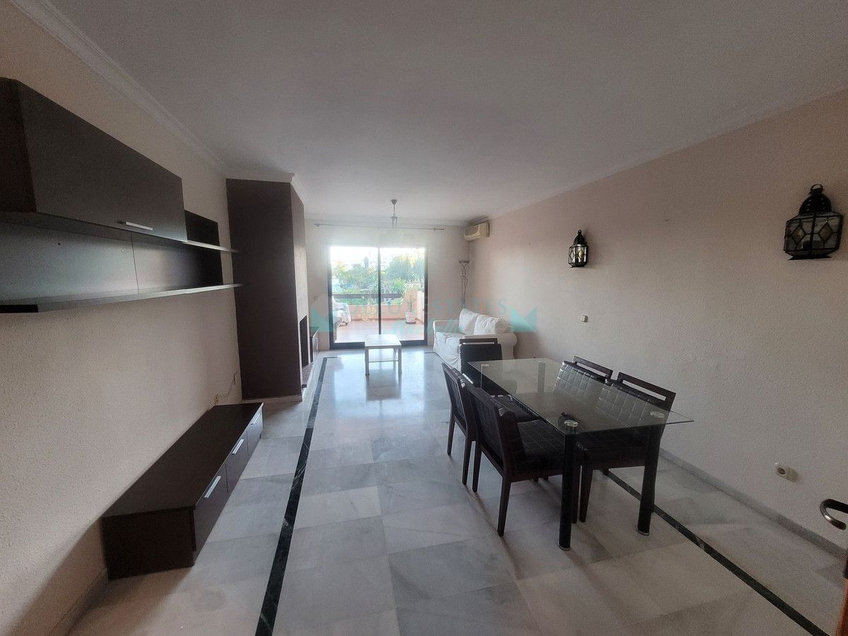 Apartment for sale in Bel Air, Estepona