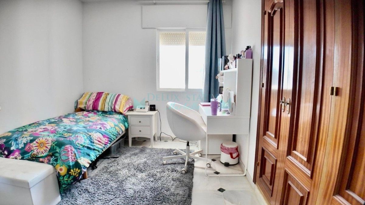 Villa en venta en Ojen