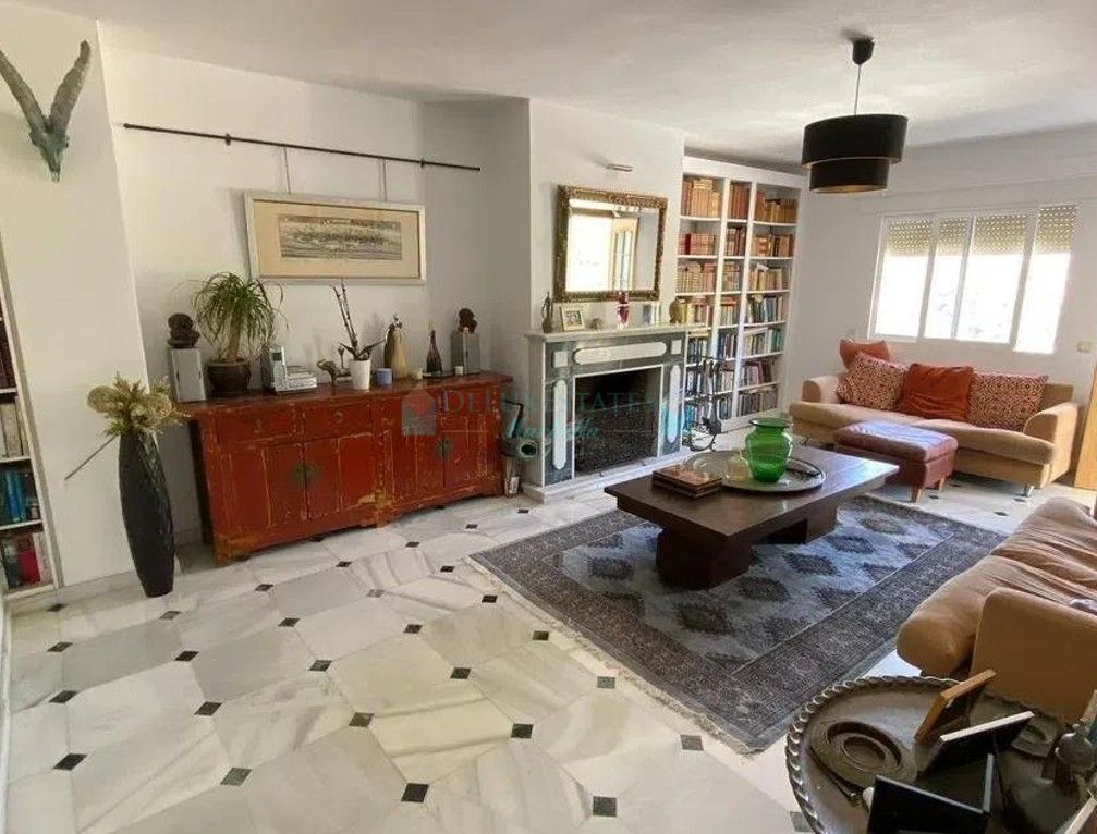 Villa en venta en Ojen