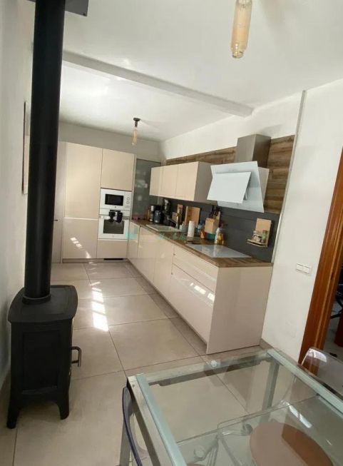 Villa en venta en Ojen