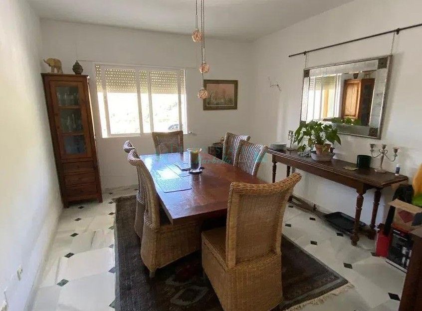 Villa en venta en Ojen