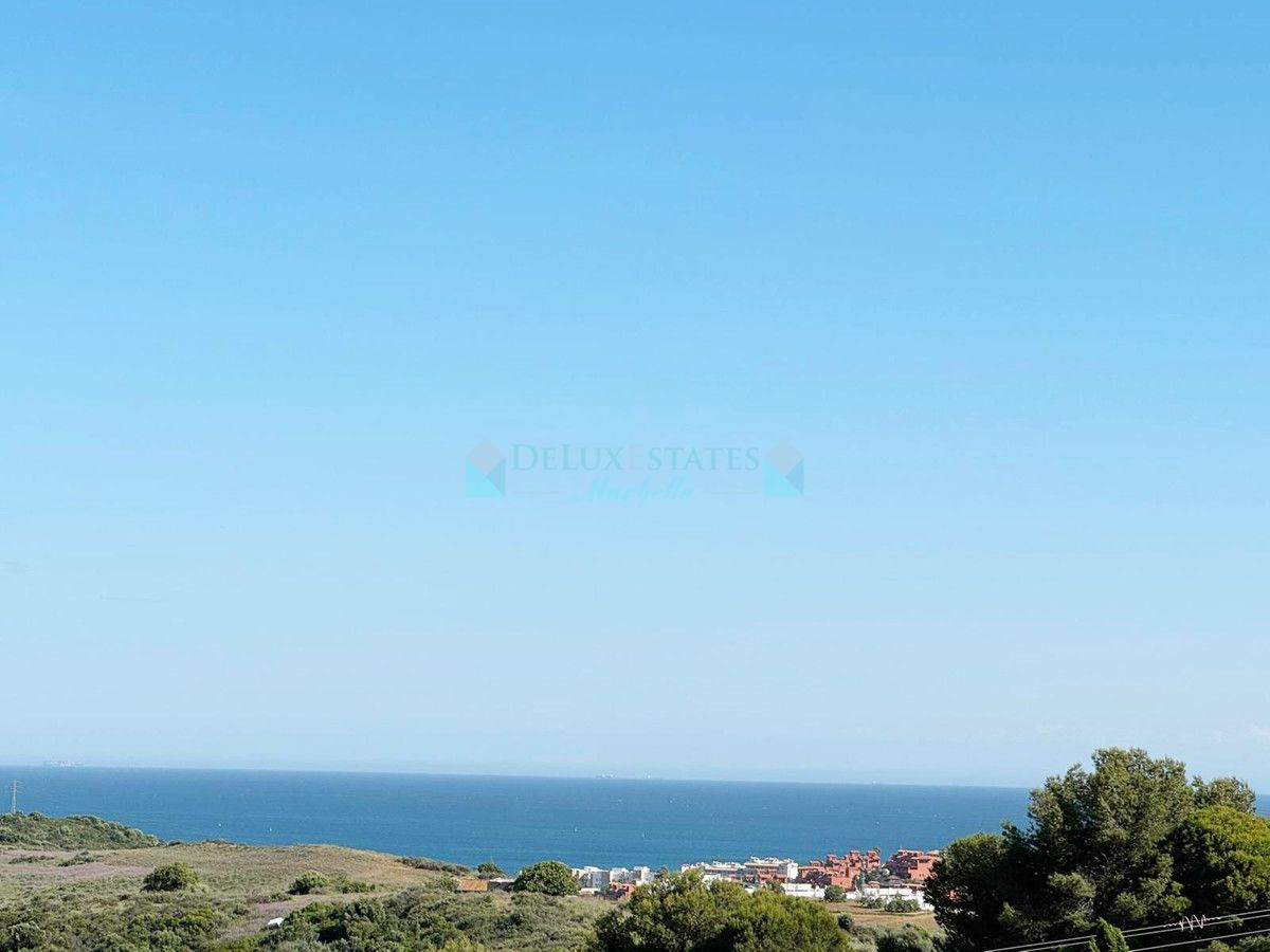 Penthouse for sale in Estepona