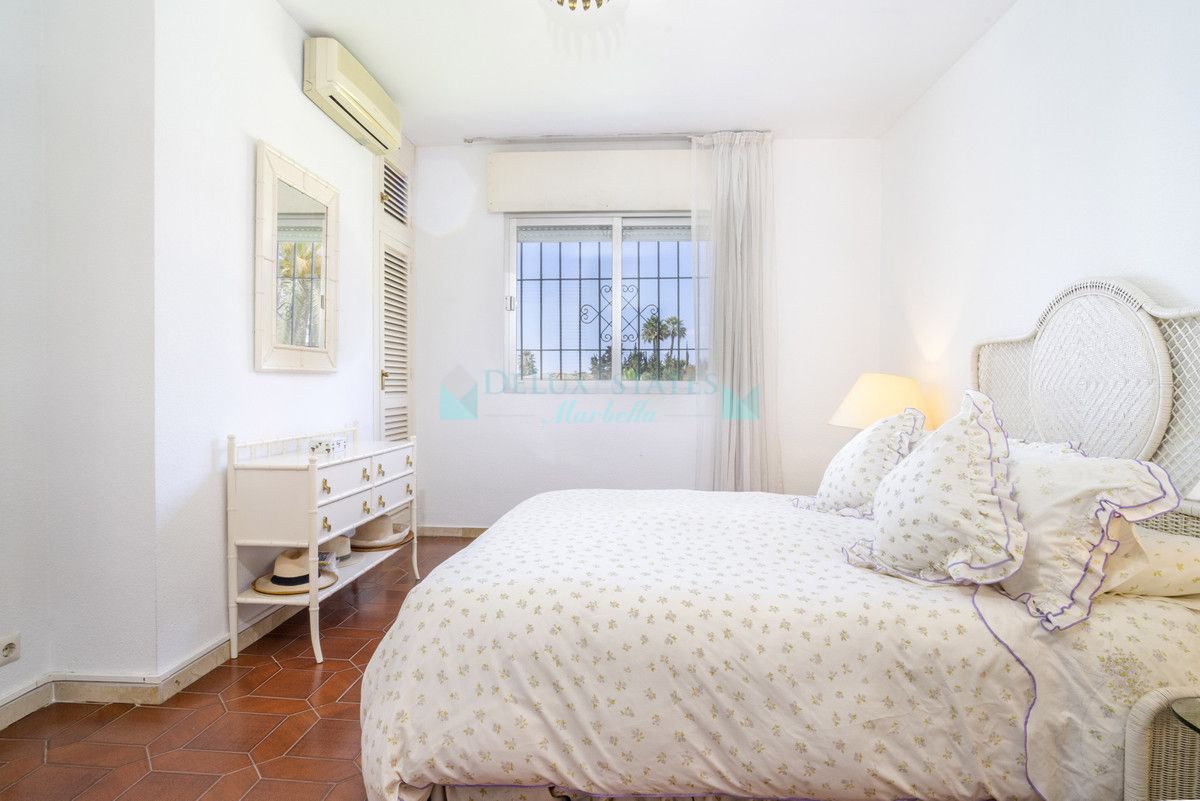 Apartamento en venta en Nueva Andalucia