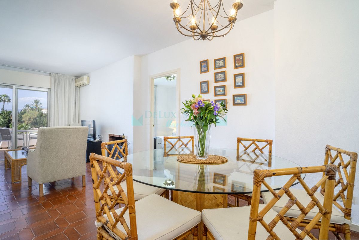 Apartamento en venta en Nueva Andalucia