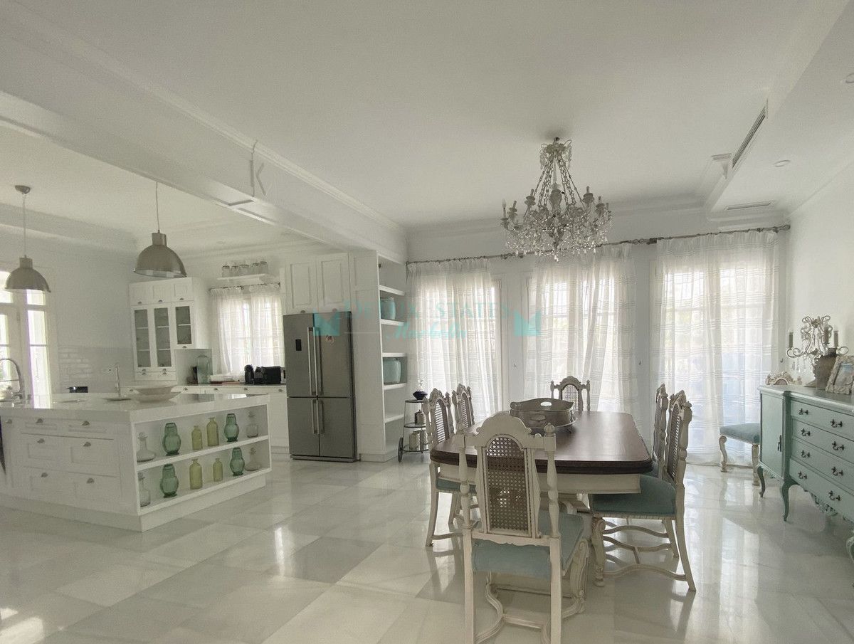 Villa for sale in Marbella