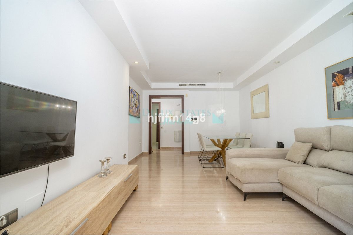 Ground Floor Apartment for sale in Nueva Andalucia