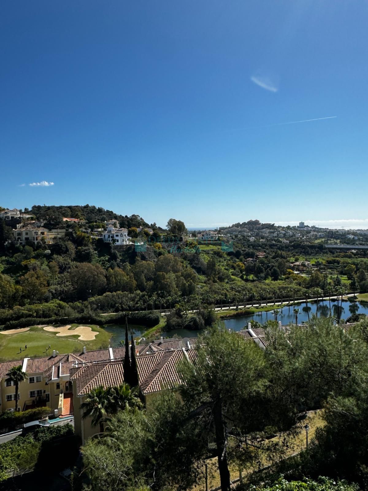 Ground Floor Apartment for sale in Benahavis