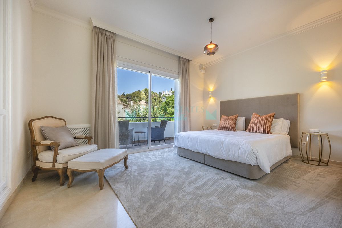 Villa for rent in Benahavis