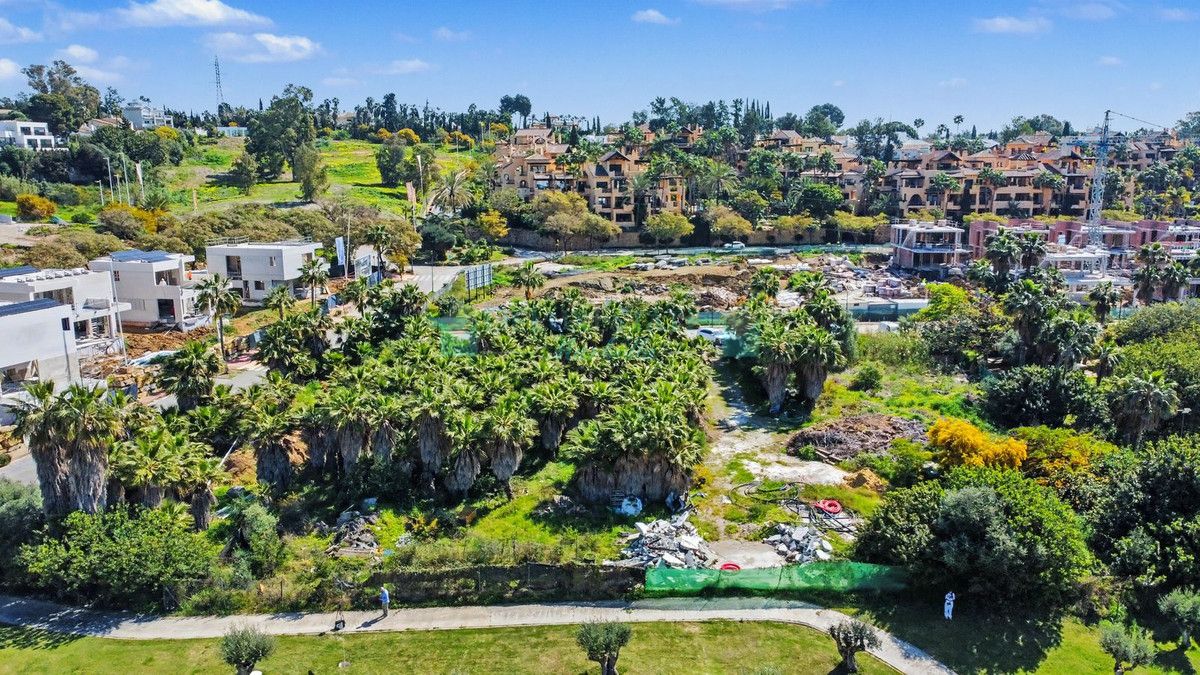 Industrial Land for sale in Estepona