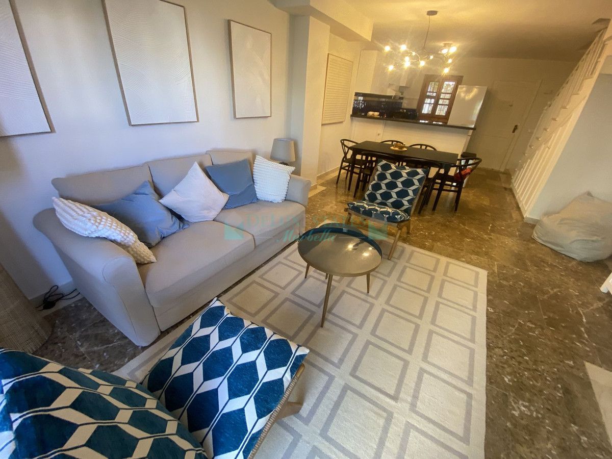 Town House for rent in Estepona