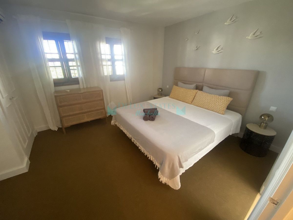 Town House for rent in Estepona