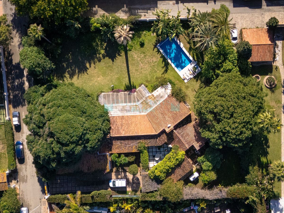 Villa en venta en Guadalmina Baja, San Pedro de Alcantara