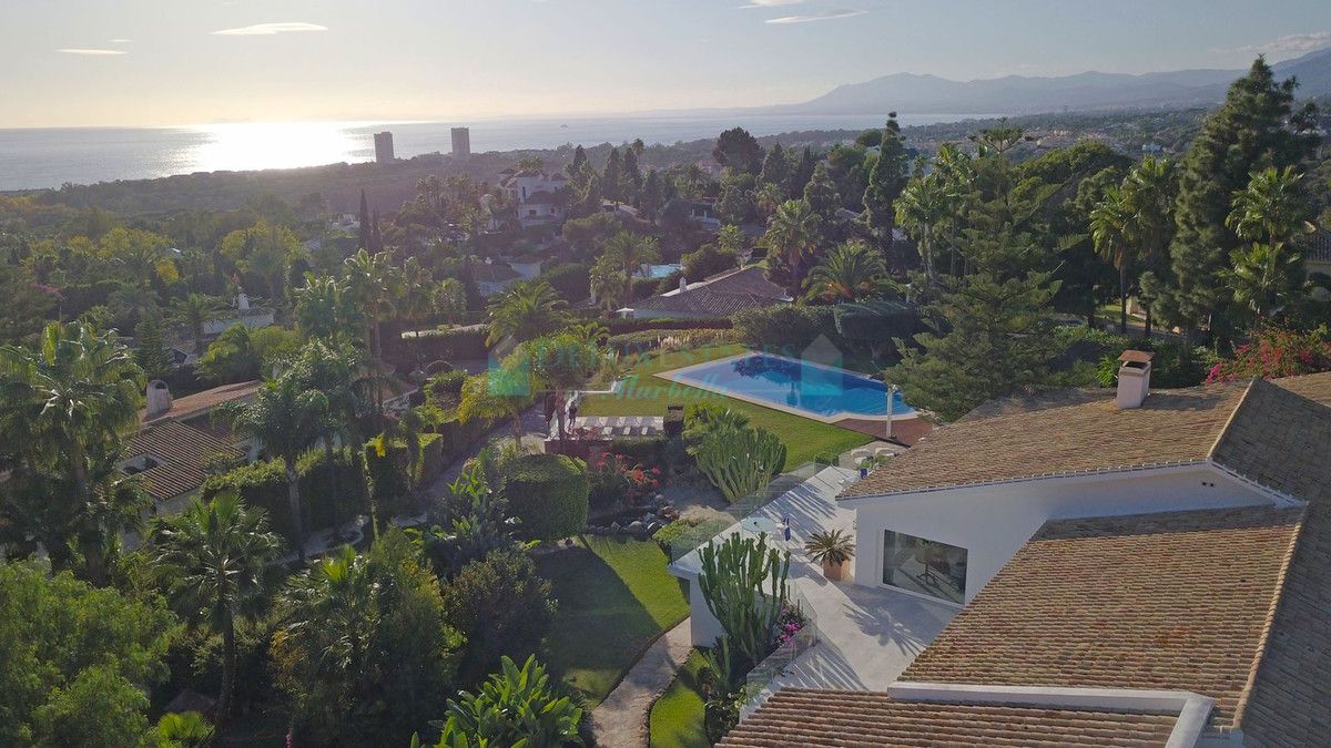 Villa en venta en Hacienda las Chapas, Marbella Este