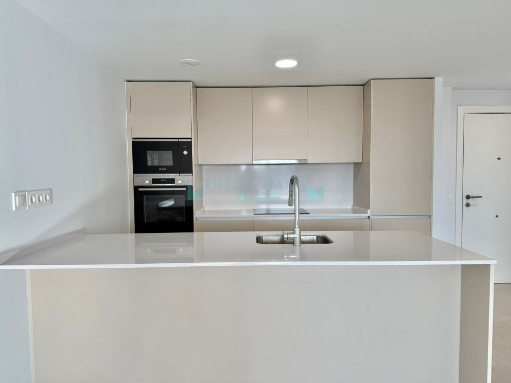 Apartment for sale in Estepona